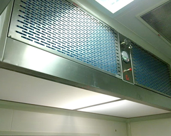 Laminar flow hood