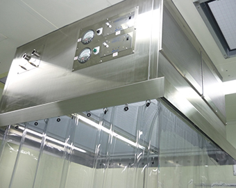 Laminar flow hood